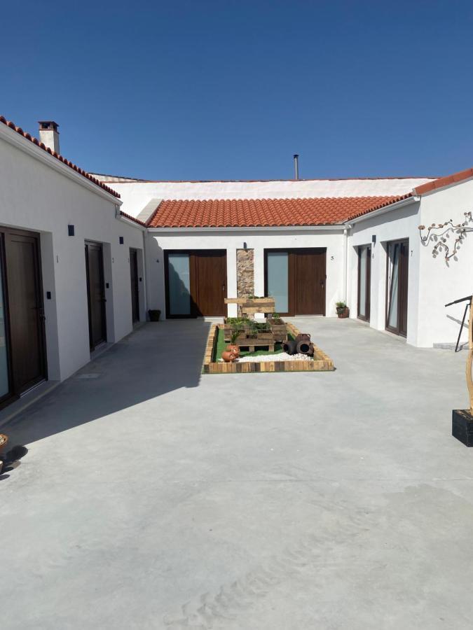 Alojamiento El Miajon de los Castúos Valdesalor Exterior foto